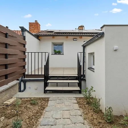 Apartment Nad Zahrady Velké Pavlovice